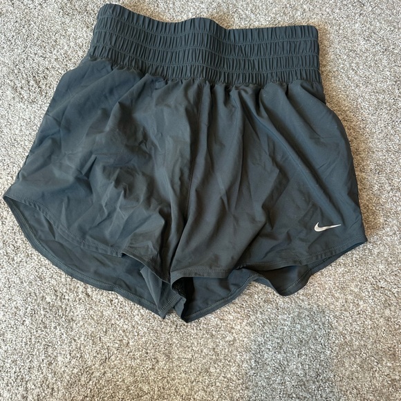 Nike Pants - Nike Women's Charcoal Athletic Shorts